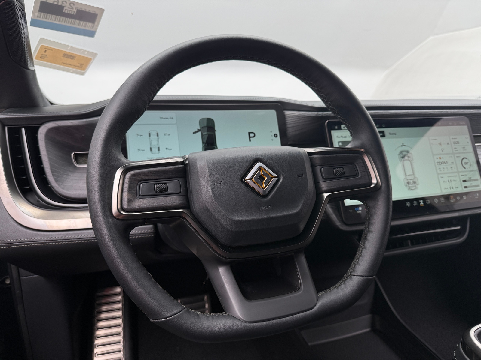 Thumbnail: 2023 Rivian R1T - 4