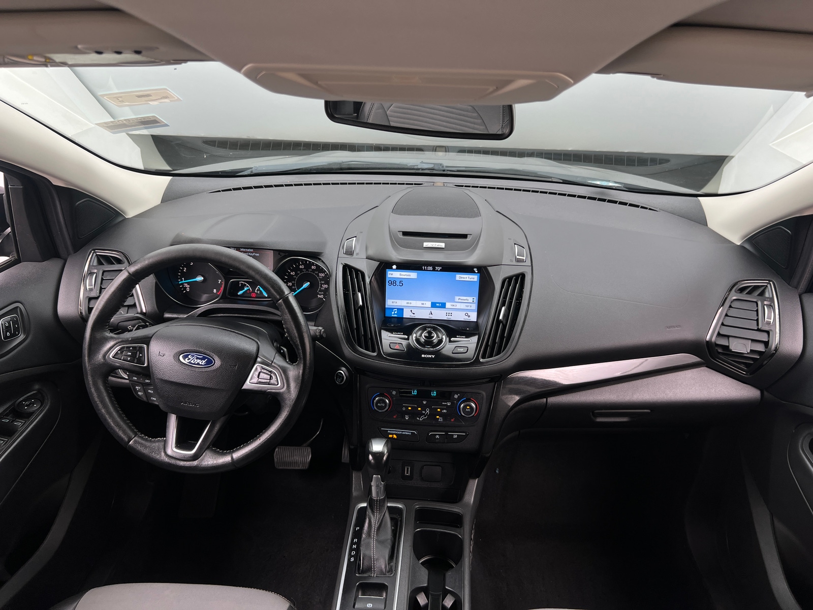 Thumbnail: 2017 Ford Escape - 3