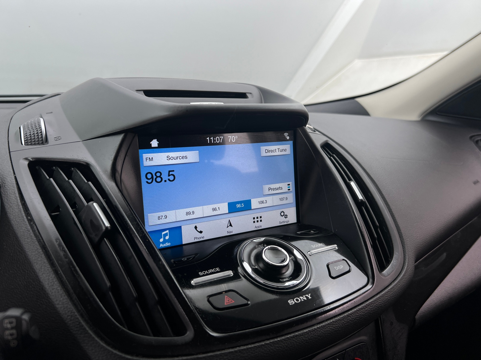 Thumbnail: 2017 Ford Escape - 4
