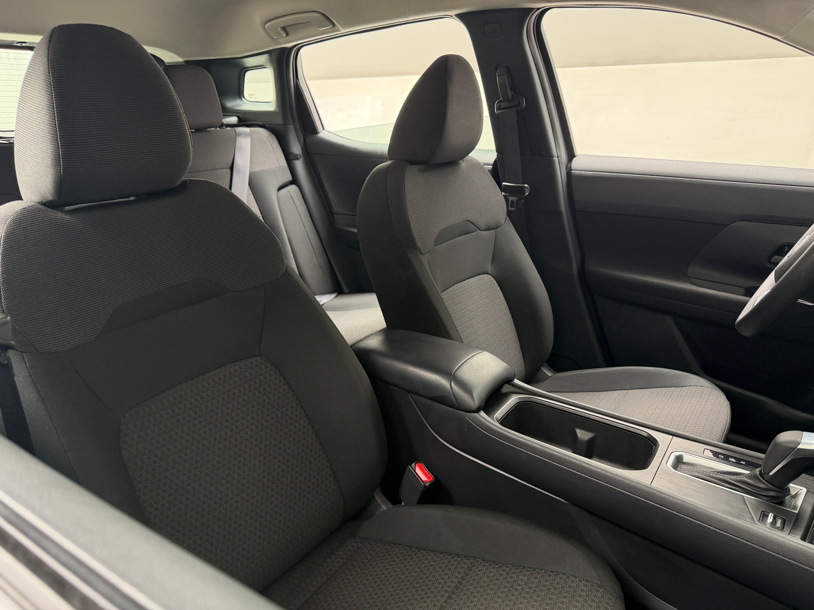 Thumbnail: 2025 Nissan Kicks - 2