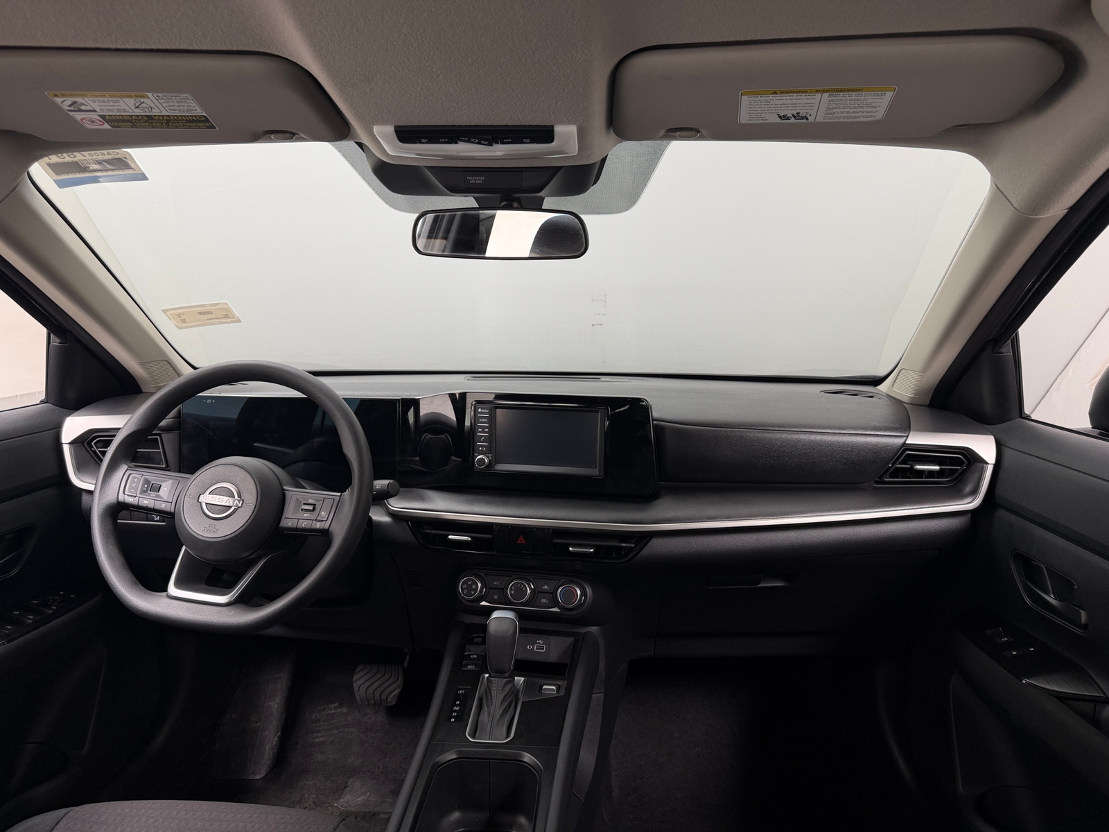 Thumbnail: 2025 Nissan Kicks - 3