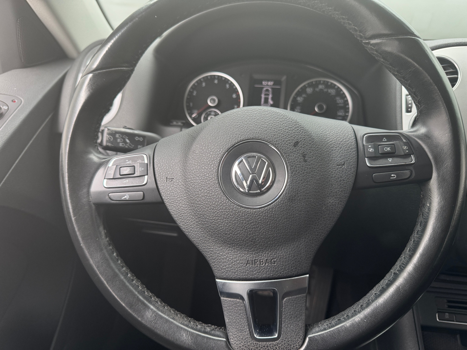 Thumbnail: 2017 Volkswagen Tiguan - 5