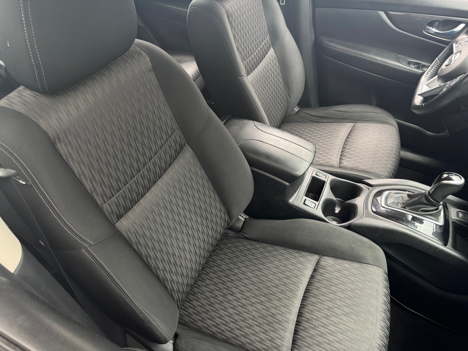 Thumbnail: 2019 Nissan Rogue - 2
