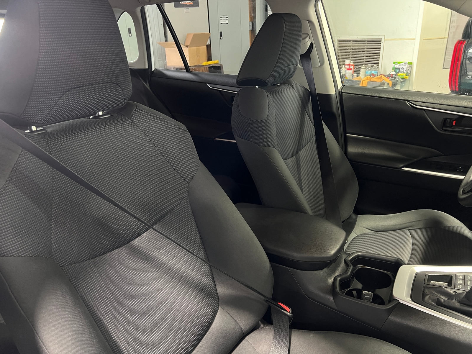 Thumbnail: 2019 Toyota RAV4 - 2