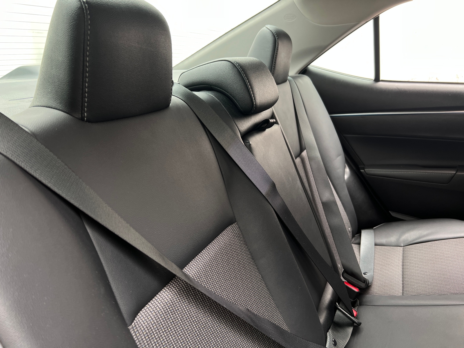 Thumbnail: 2016 Toyota Corolla - 6