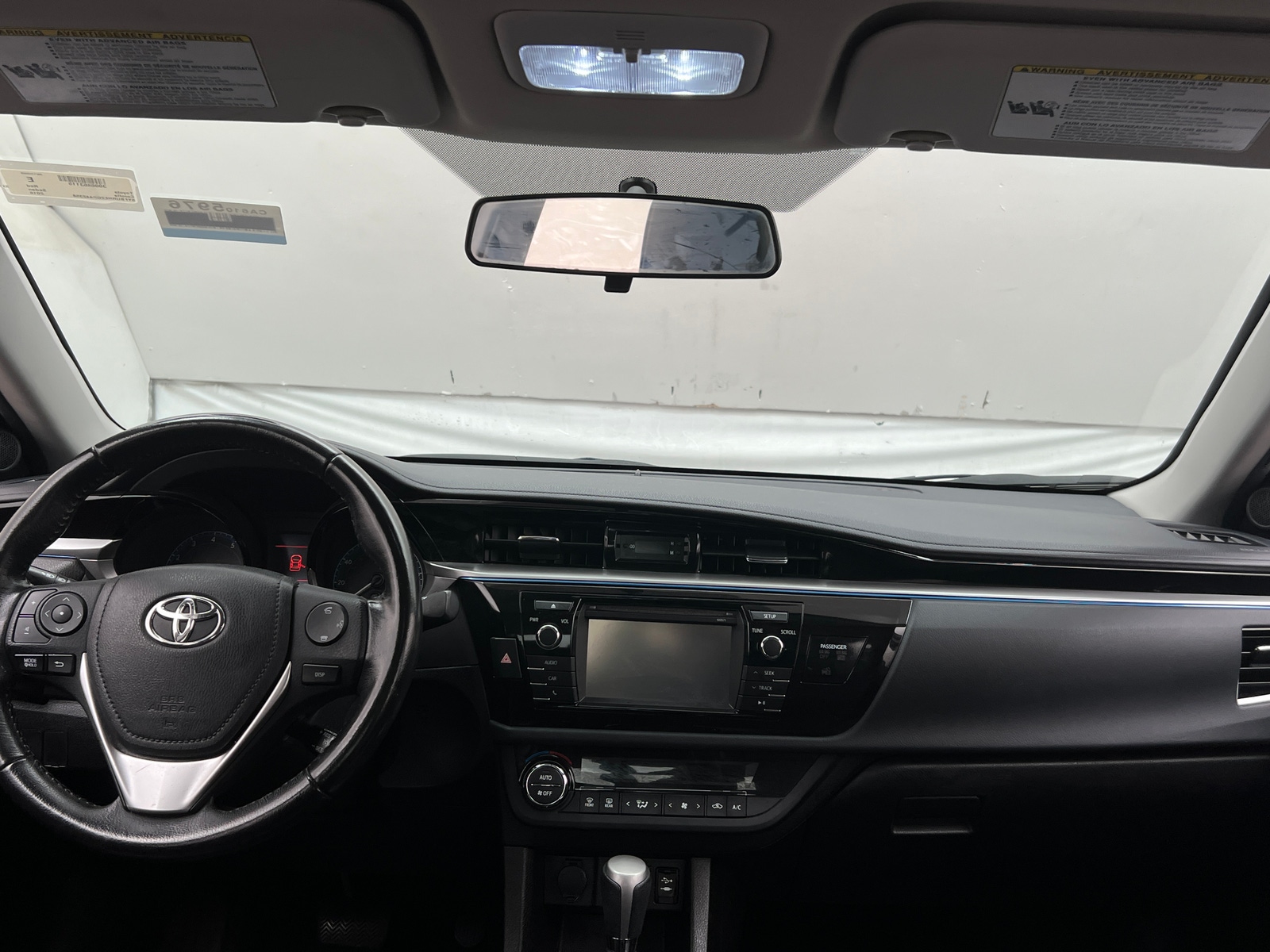 Thumbnail: 2016 Toyota Corolla - 3