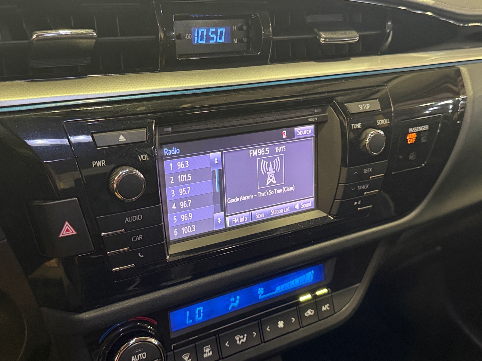 Thumbnail: 2016 Toyota Corolla - 4