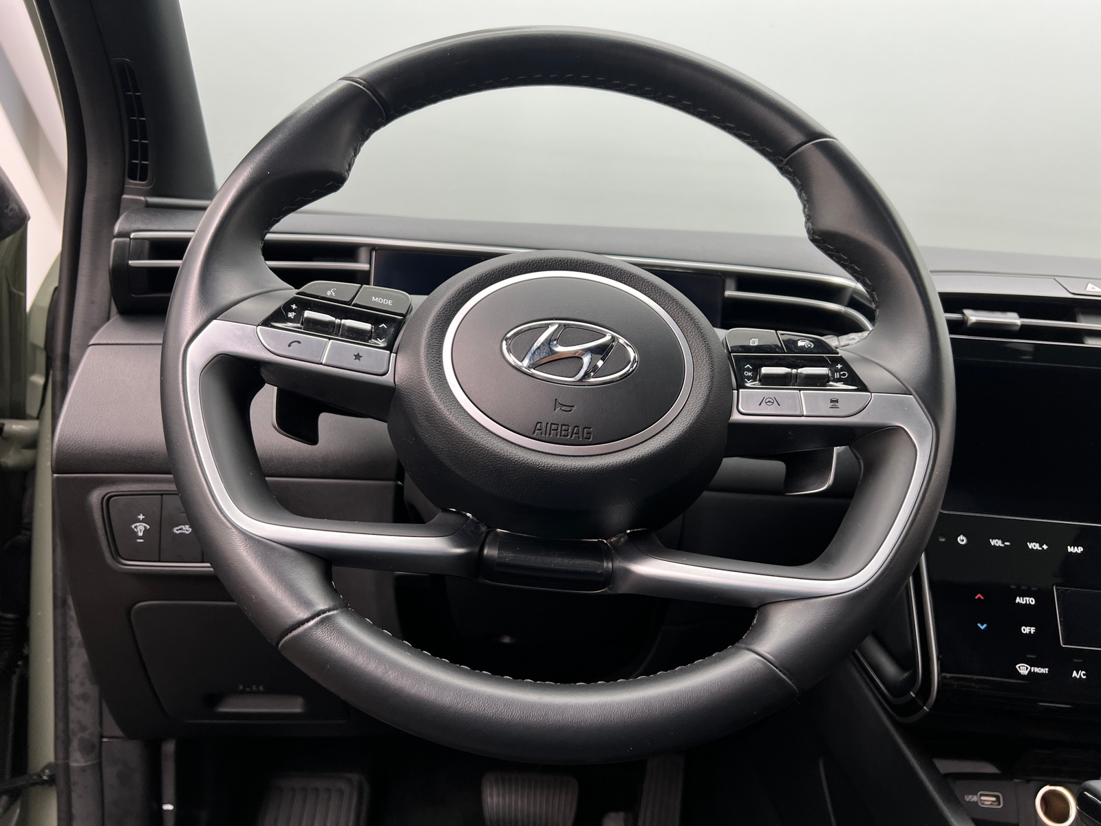 Thumbnail: 2024 Hyundai Santa Cruz - 4