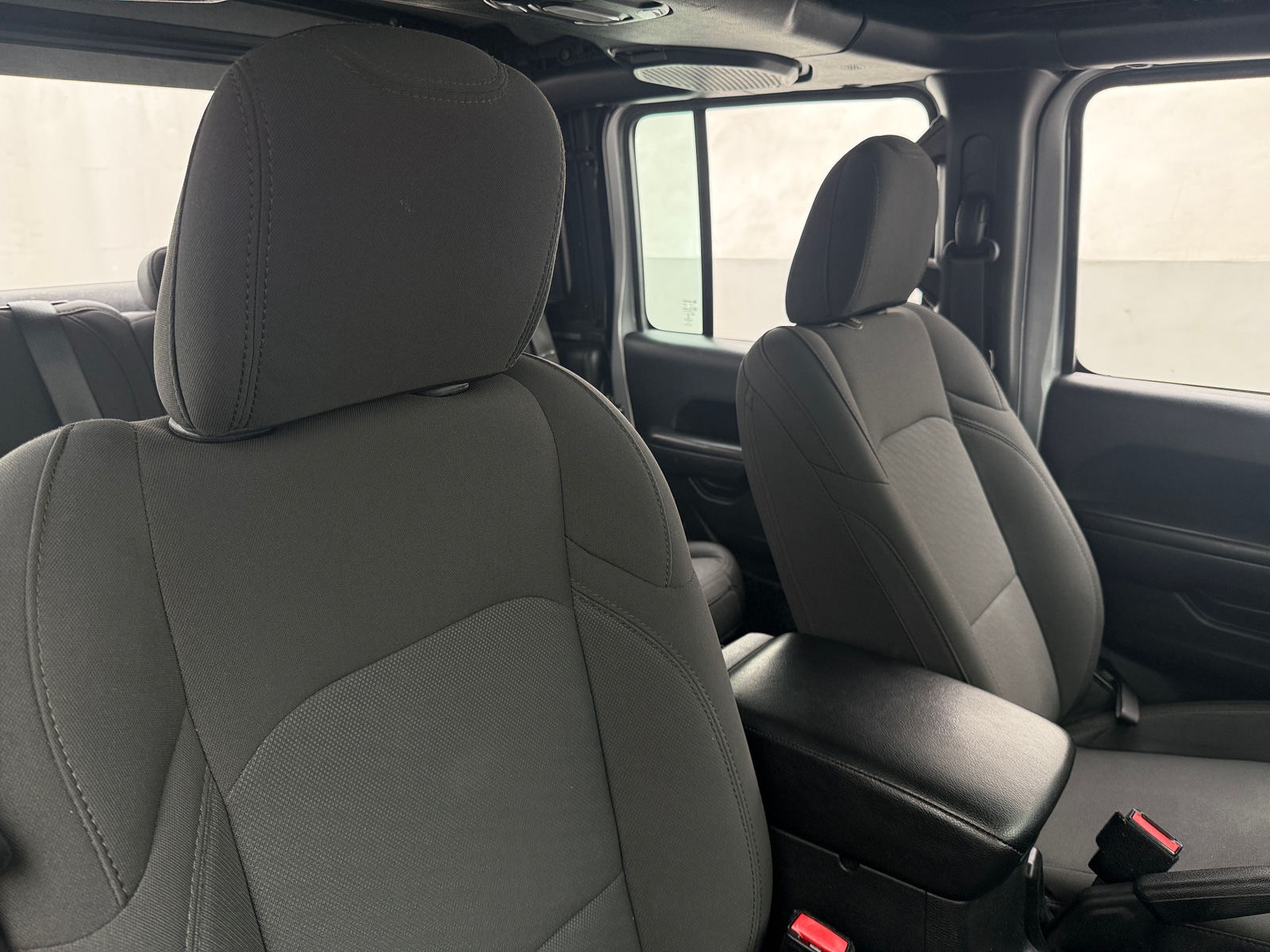 Thumbnail: 2021 Jeep Gladiator - 2
