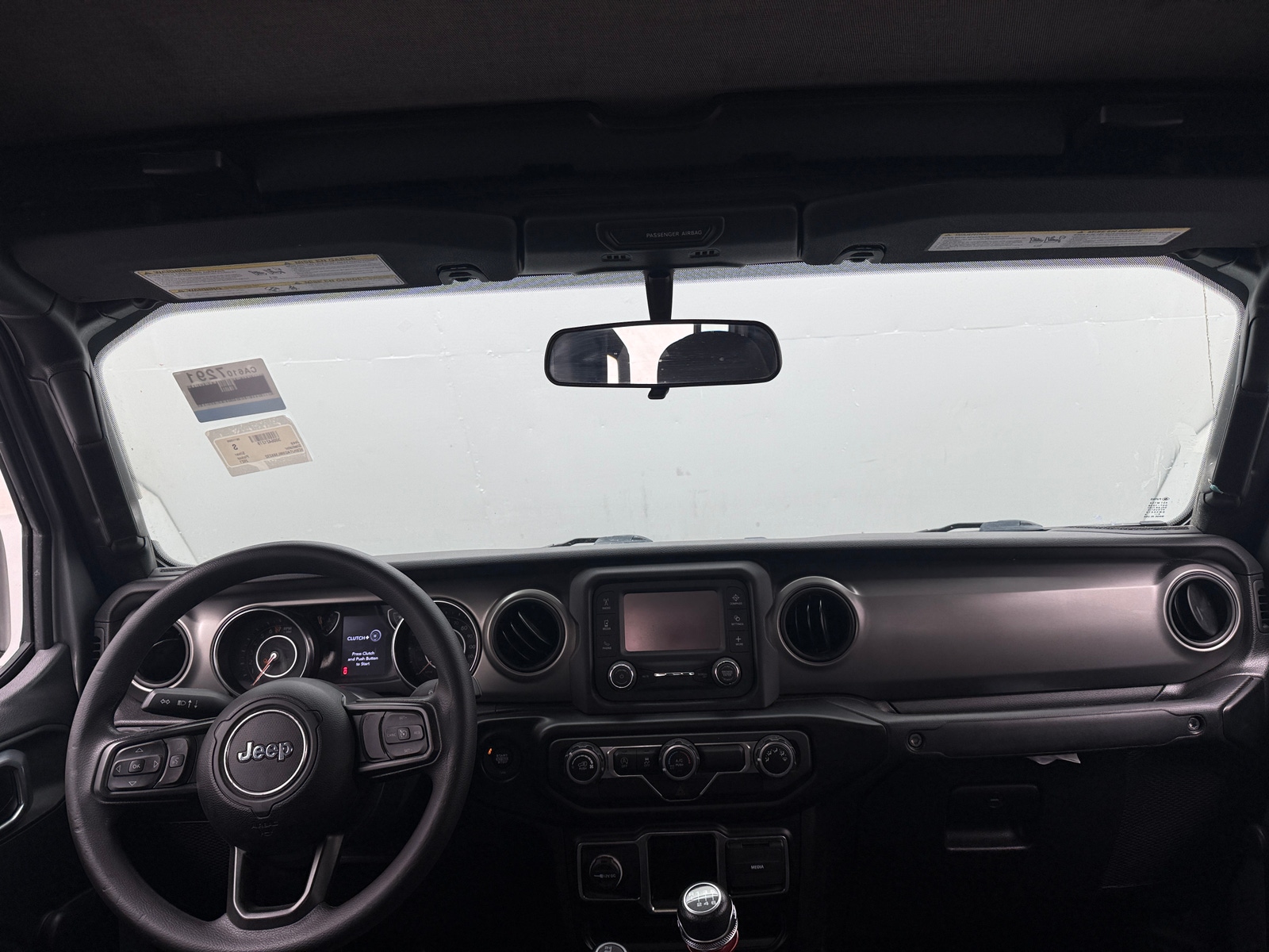 Thumbnail: 2021 Jeep Gladiator - 3