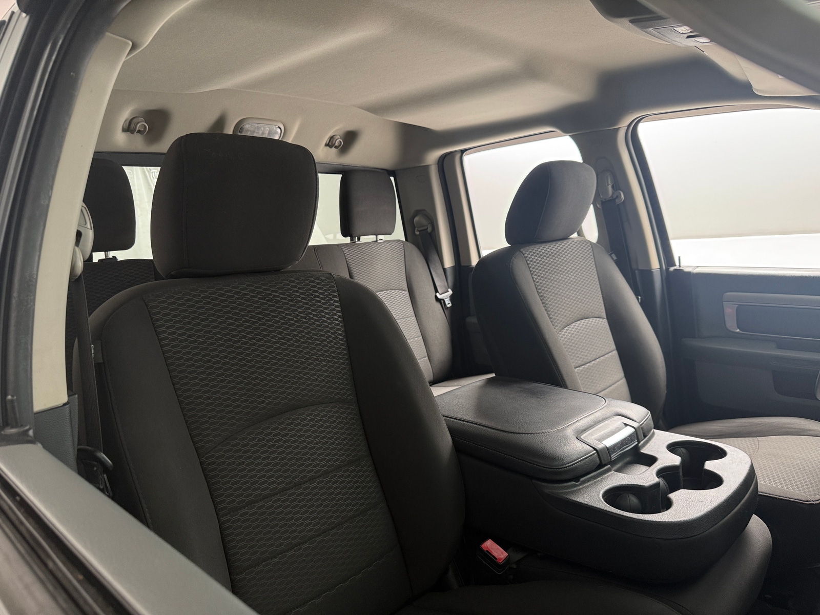 Thumbnail: 2020 RAM 1500 Classic - 2