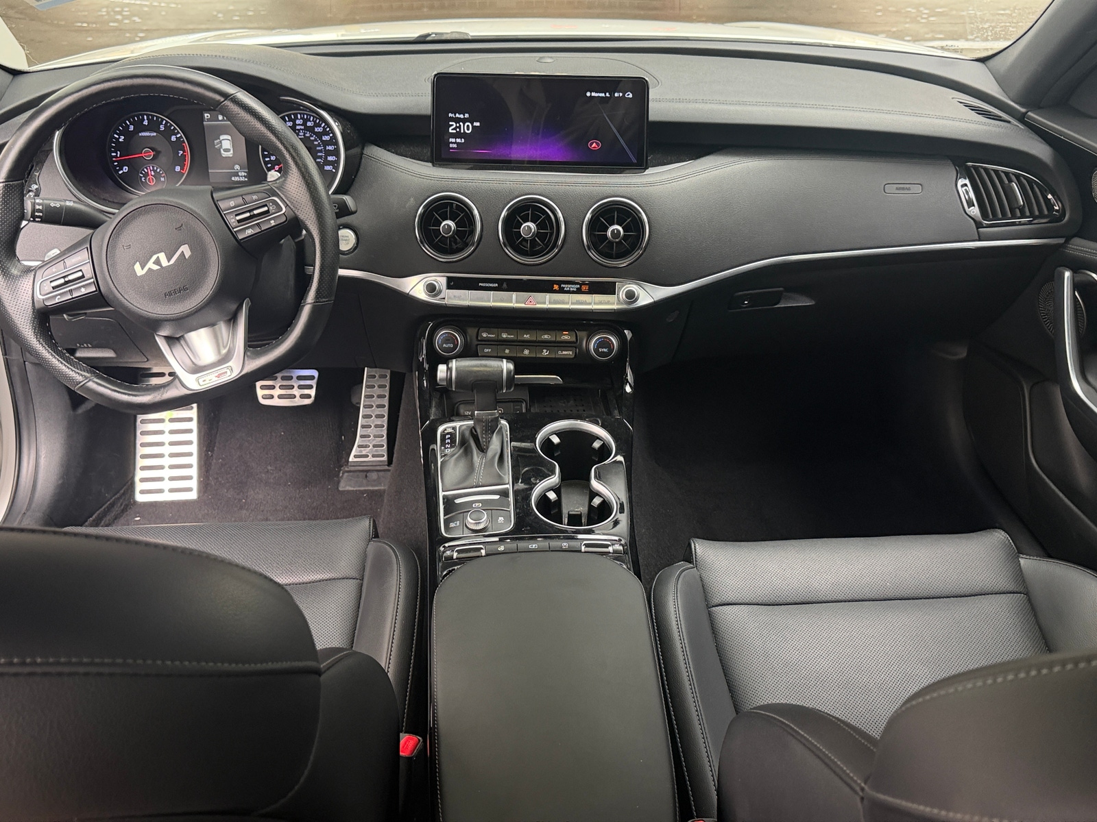 Thumbnail: 2022 Kia Stinger - 2