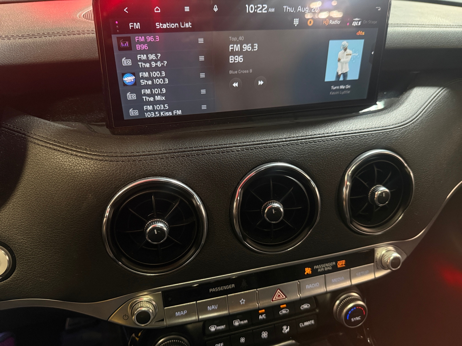 Thumbnail: 2022 Kia Stinger - 3