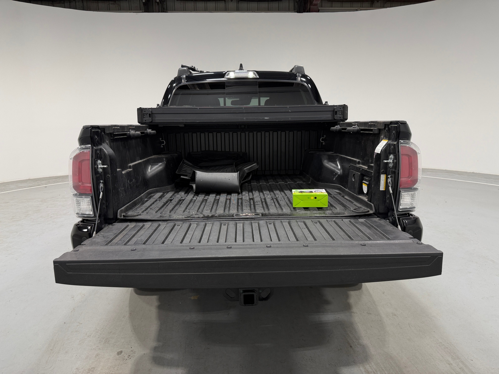 Thumbnail: 2023 Toyota Tacoma - 6