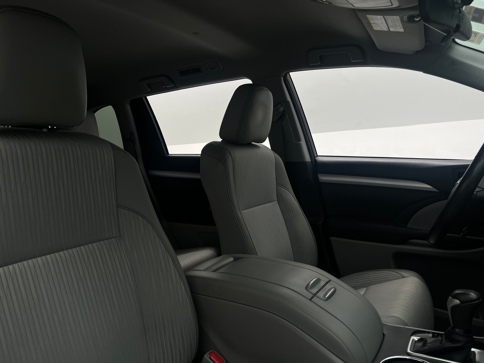 Thumbnail: 2017 Toyota Highlander - 2
