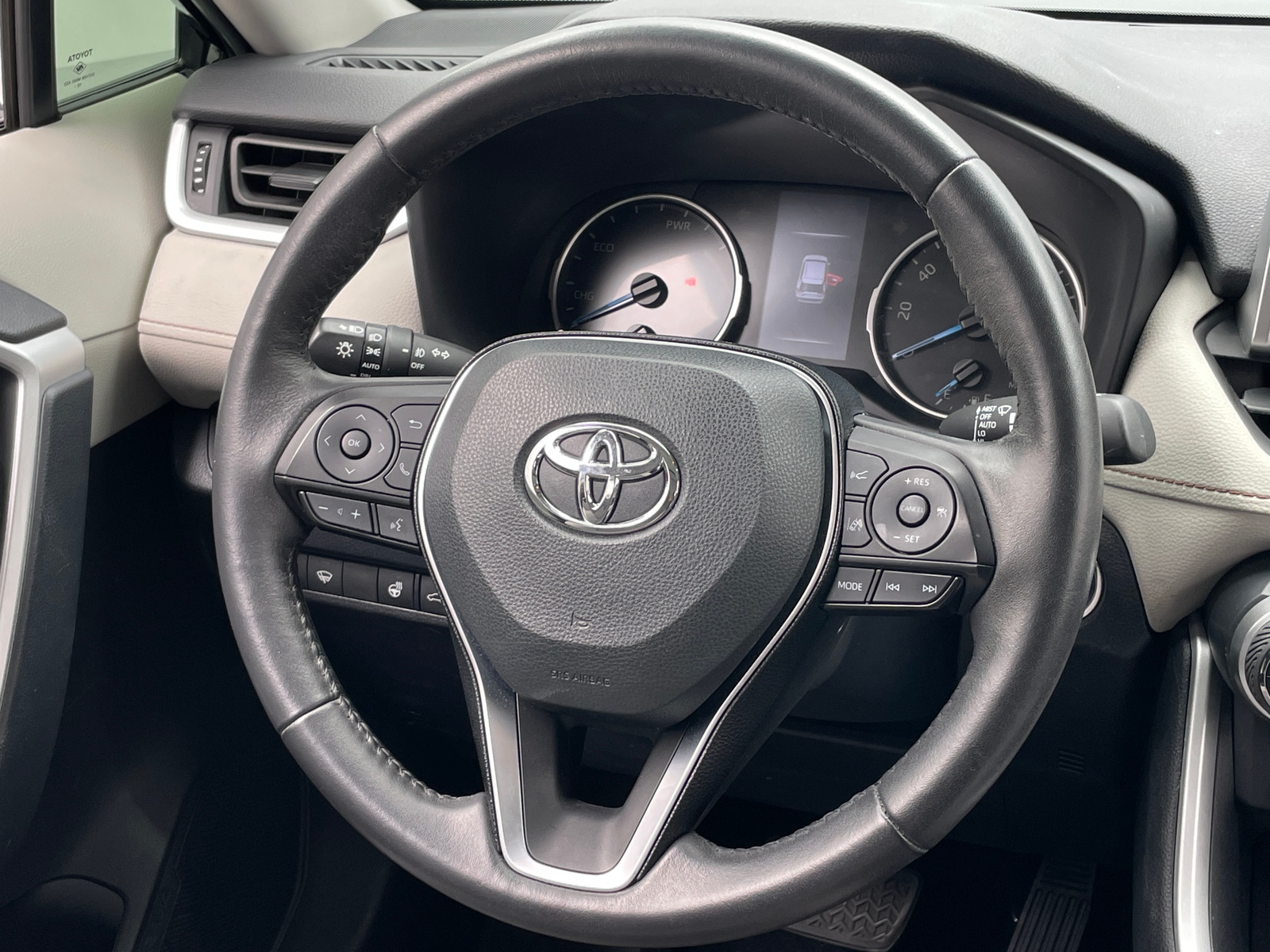 Thumbnail: 2020 Toyota RAV4 - 5