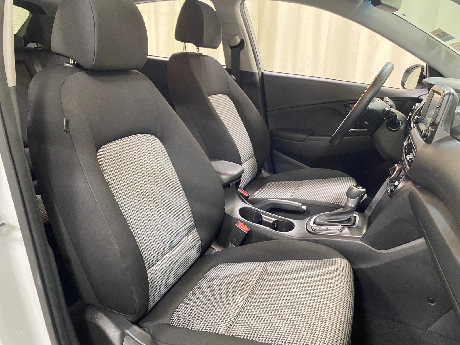 Thumbnail: 2021 Hyundai Kona - 2