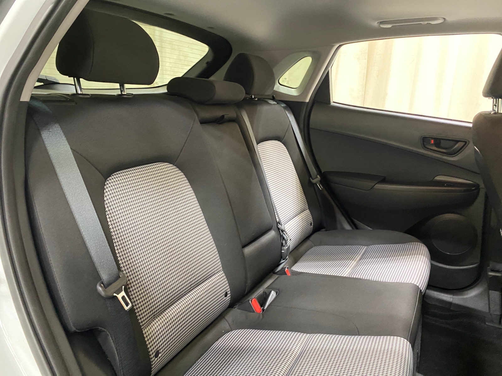 Thumbnail: 2021 Hyundai Kona - 6