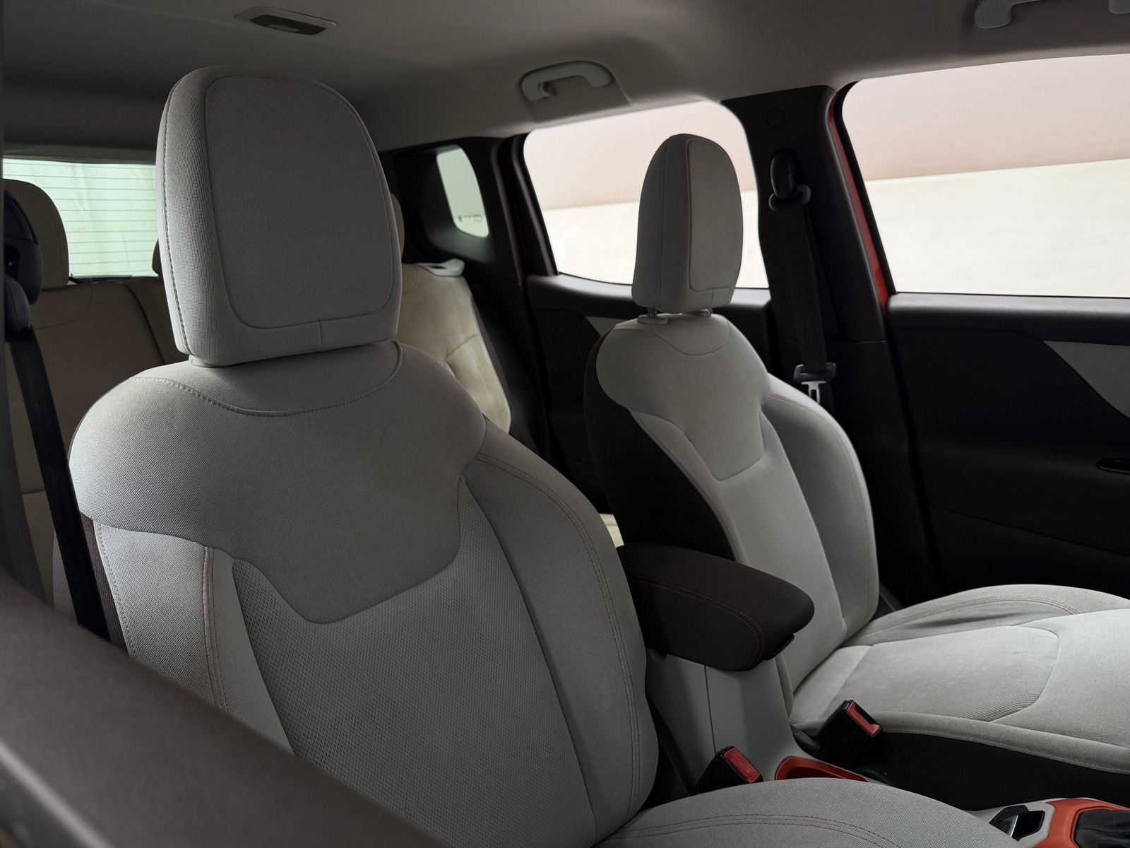 Thumbnail: 2015 Jeep Renegade - 2