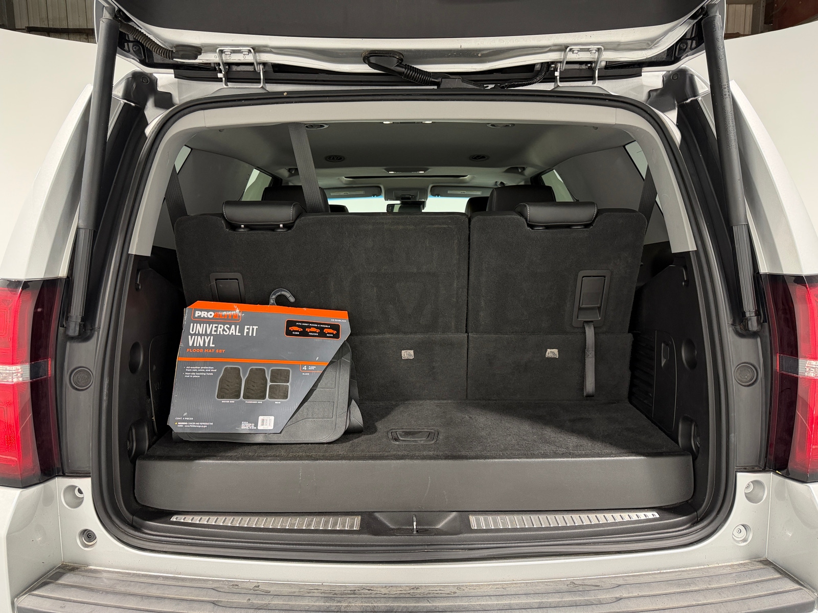Thumbnail: 2018 Chevrolet Tahoe - 6