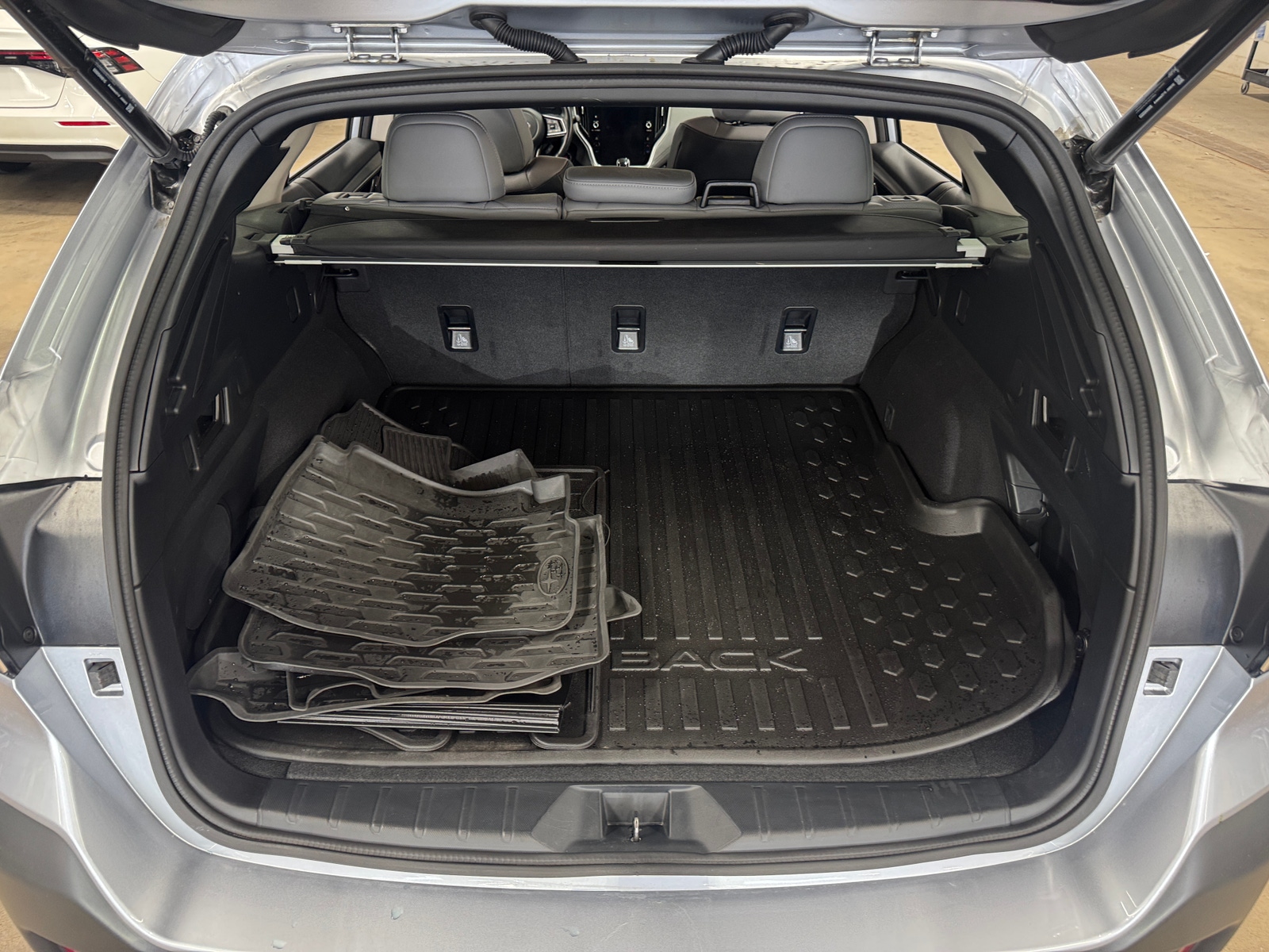 Thumbnail: 2022 Subaru Outback - 6