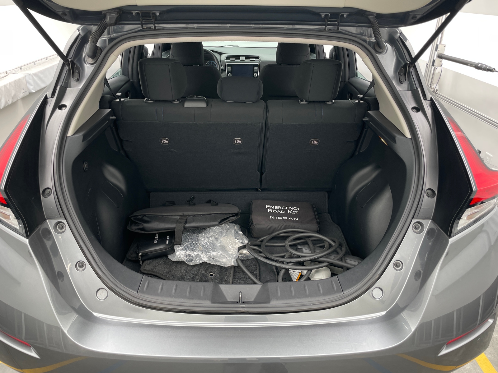 Thumbnail: 2025 Nissan Leaf - 7