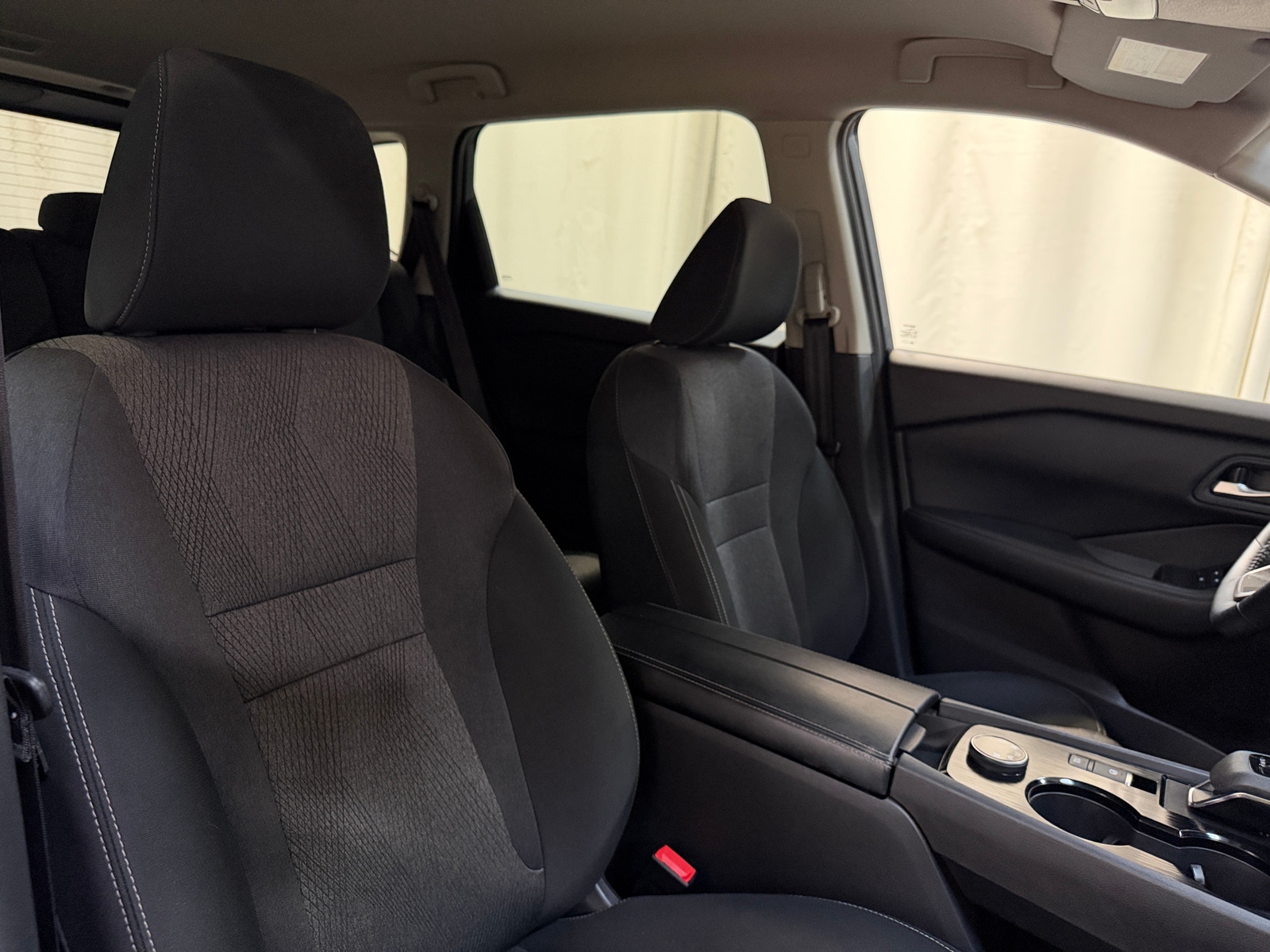 Thumbnail: 2025 Nissan Rogue - 2