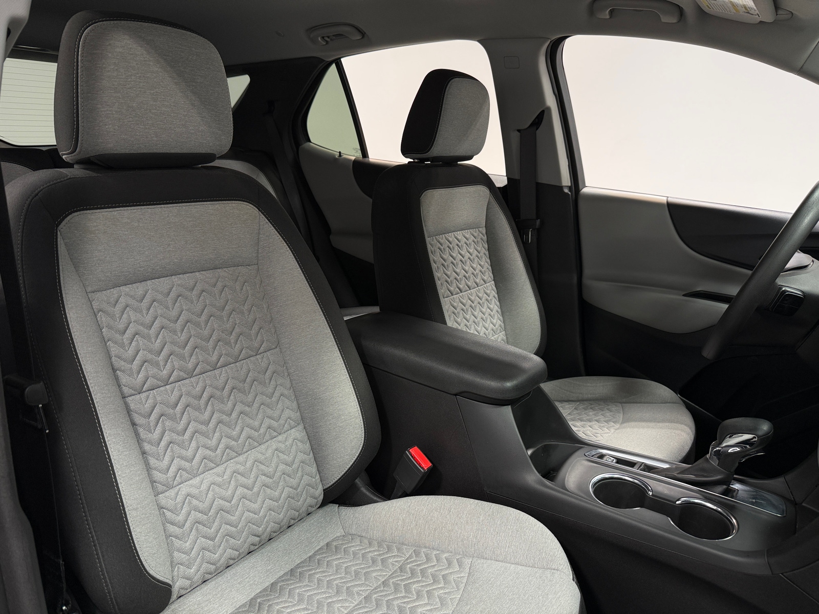 Thumbnail: 2023 Chevrolet Equinox - 2