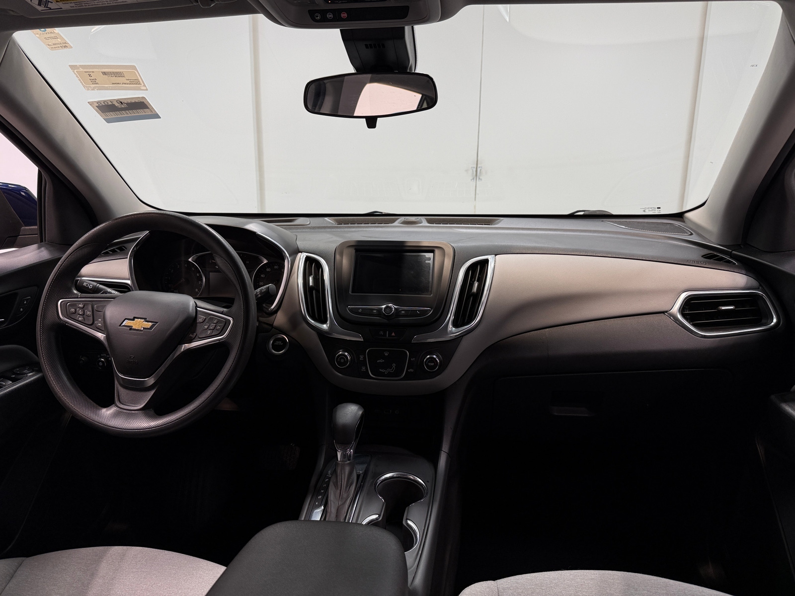 Thumbnail: 2023 Chevrolet Equinox - 3