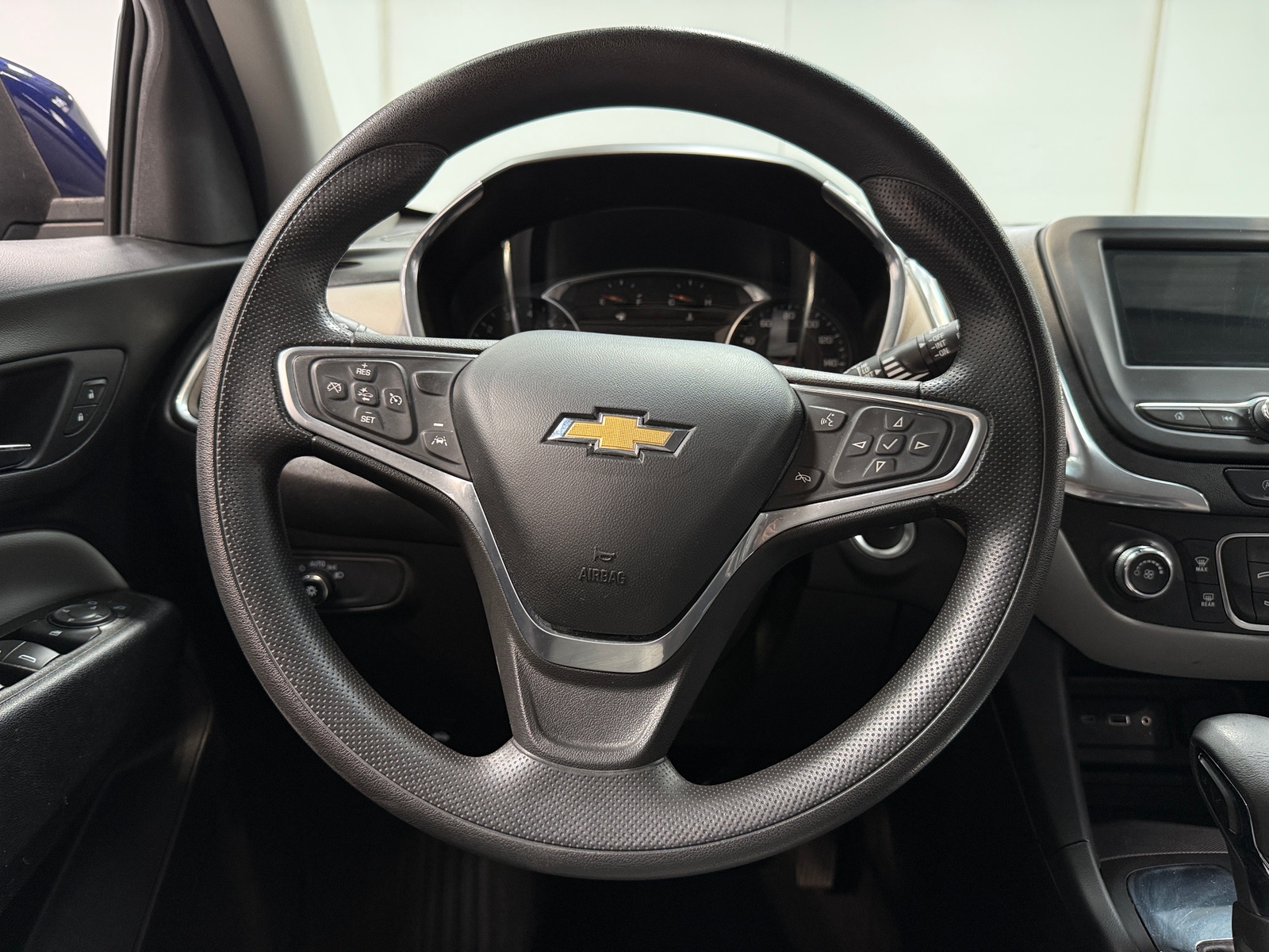 Thumbnail: 2023 Chevrolet Equinox - 5