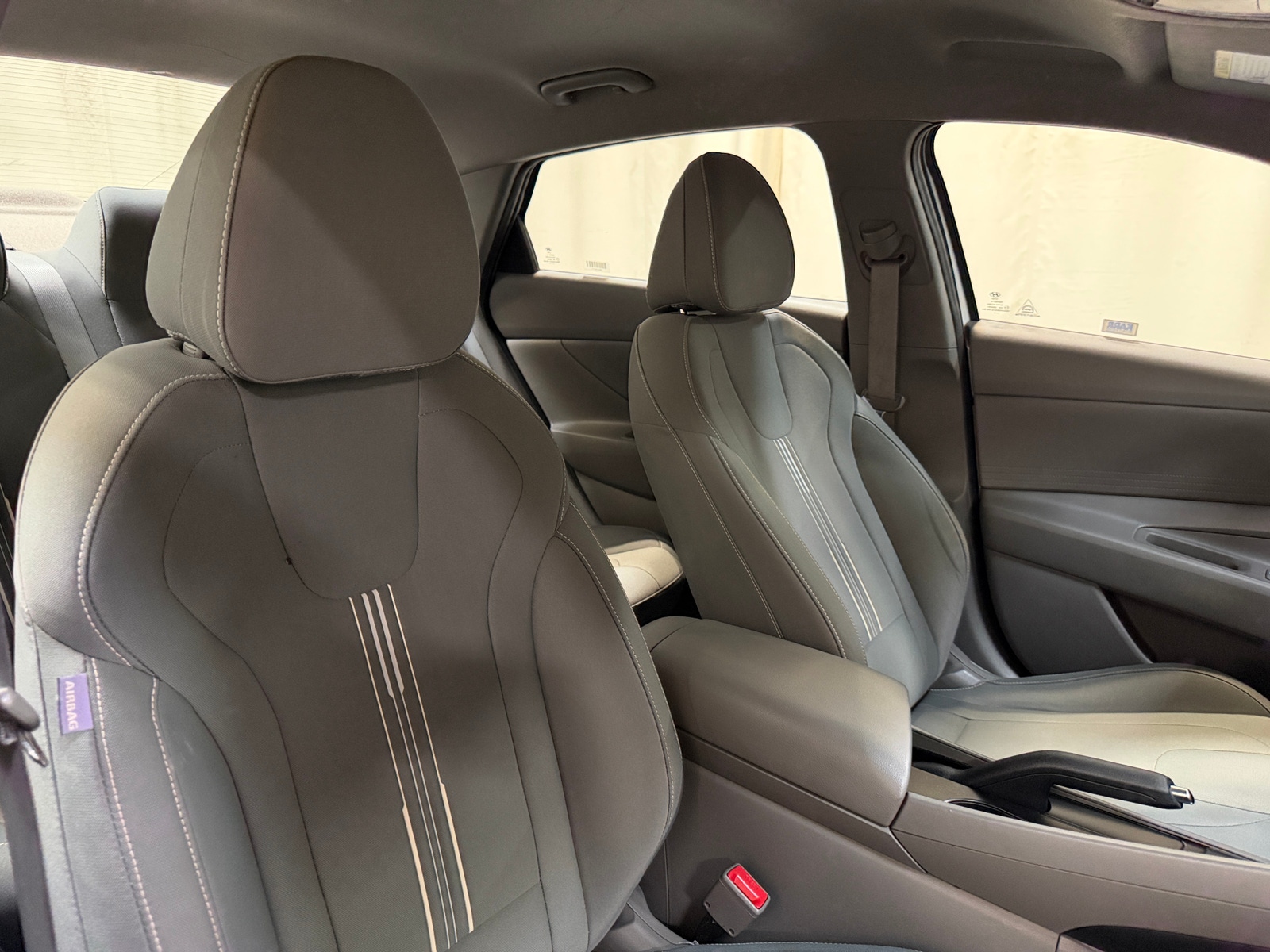 Thumbnail: 2021 Hyundai Elantra - 2