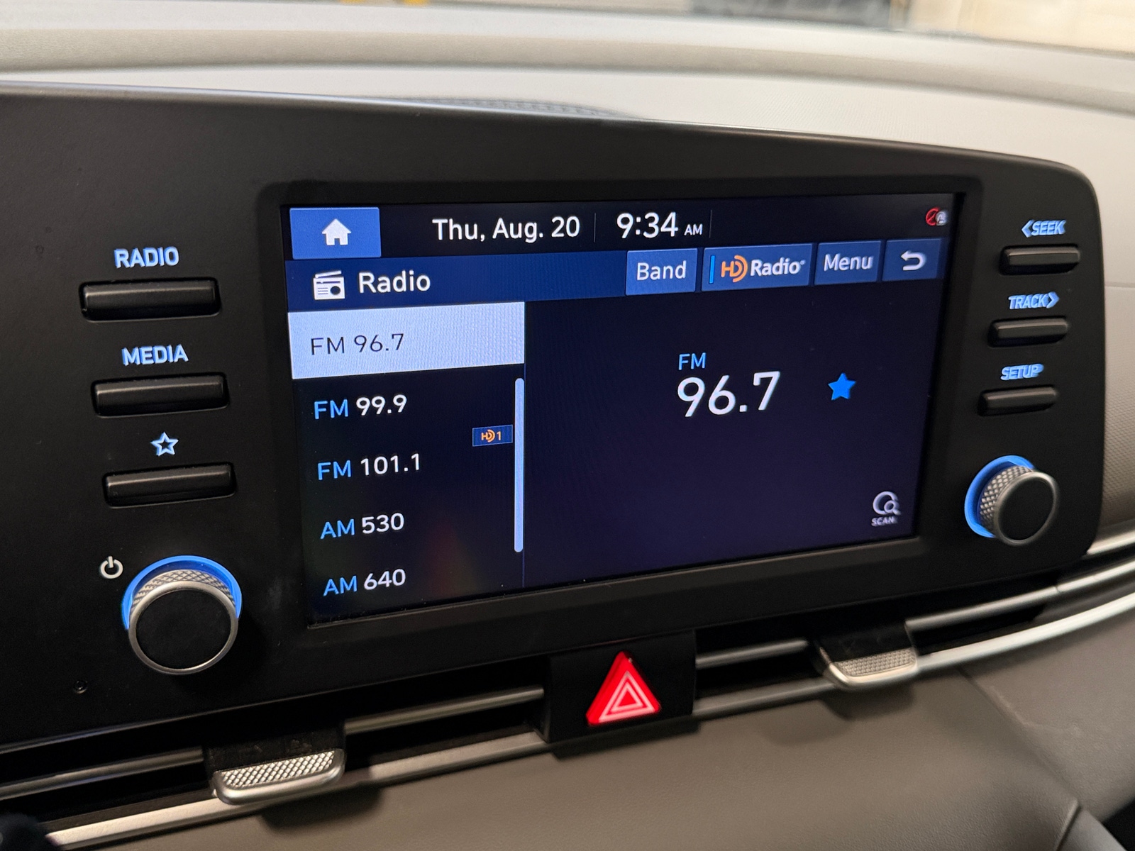 Thumbnail: 2021 Hyundai Elantra - 4