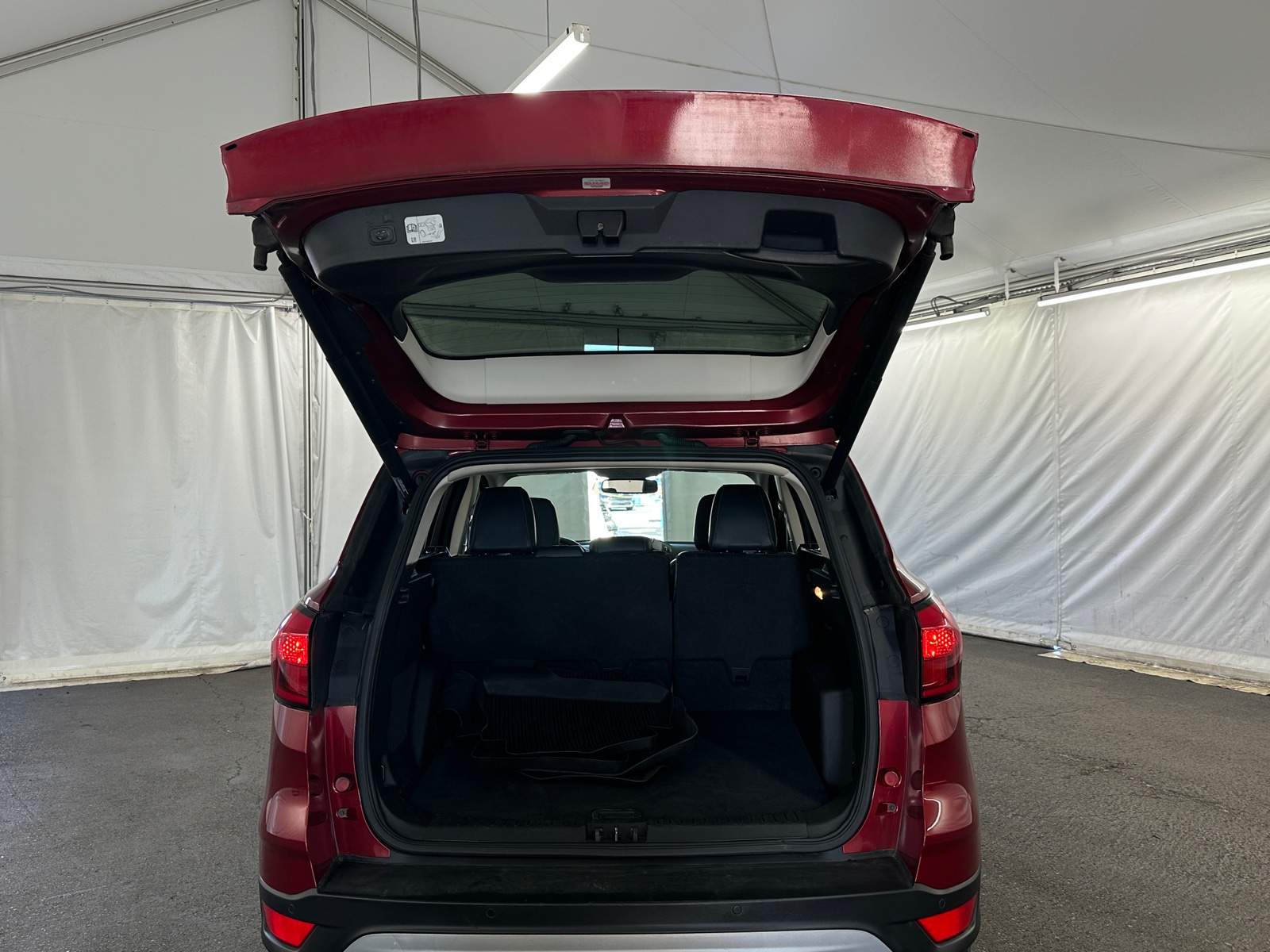 Thumbnail: 2019 Ford Escape - 6