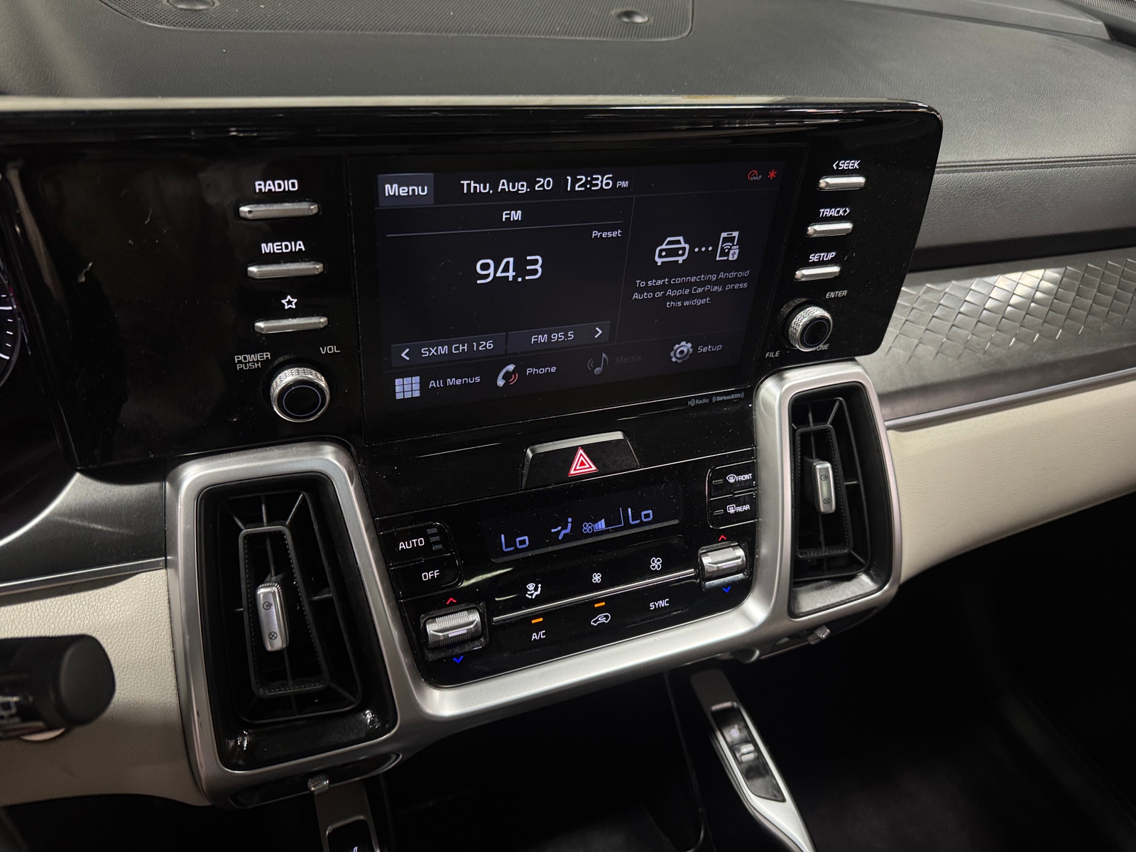 Thumbnail: 2021 Kia Sorento - 3