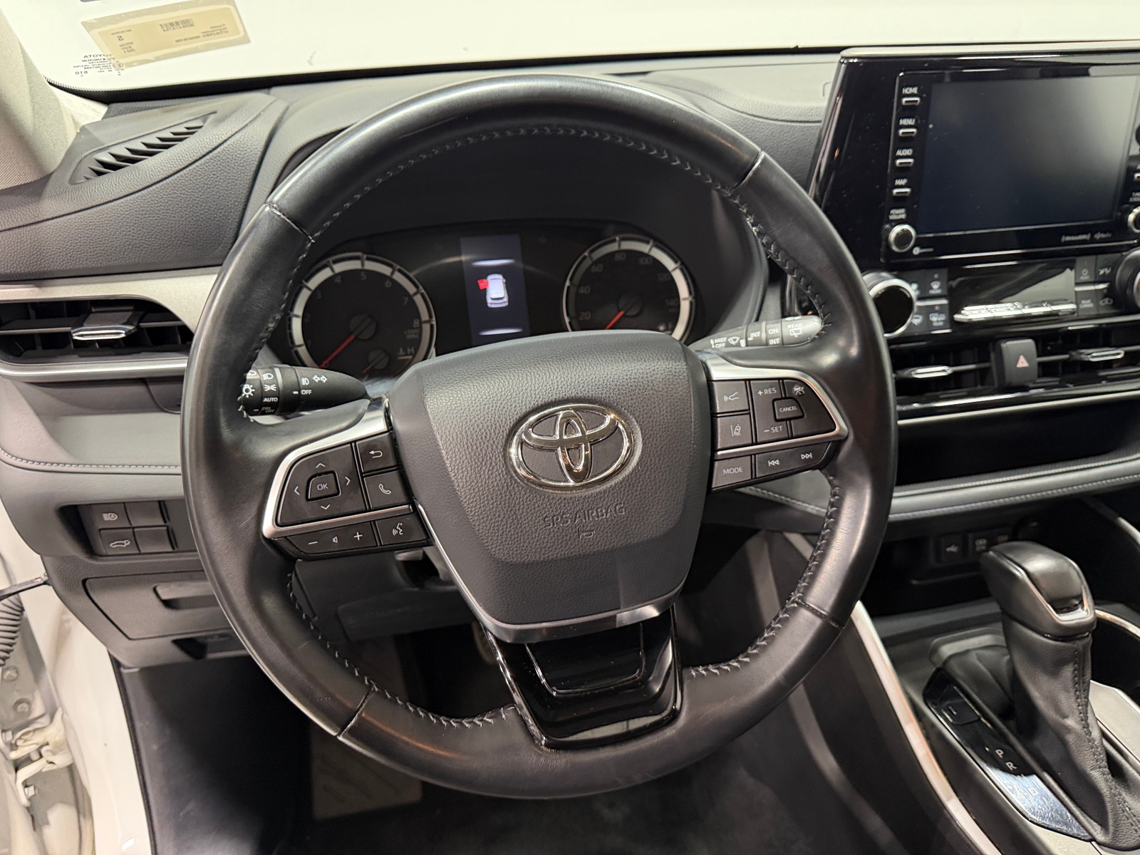 Thumbnail: 2021 Toyota Highlander - 5