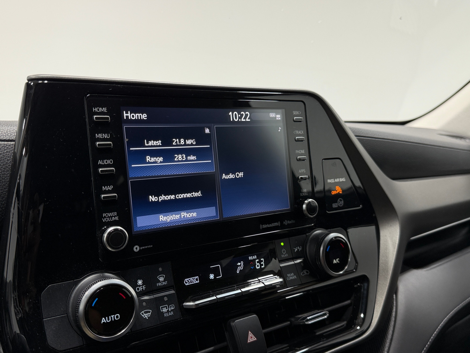 Thumbnail: 2021 Toyota Highlander - 4