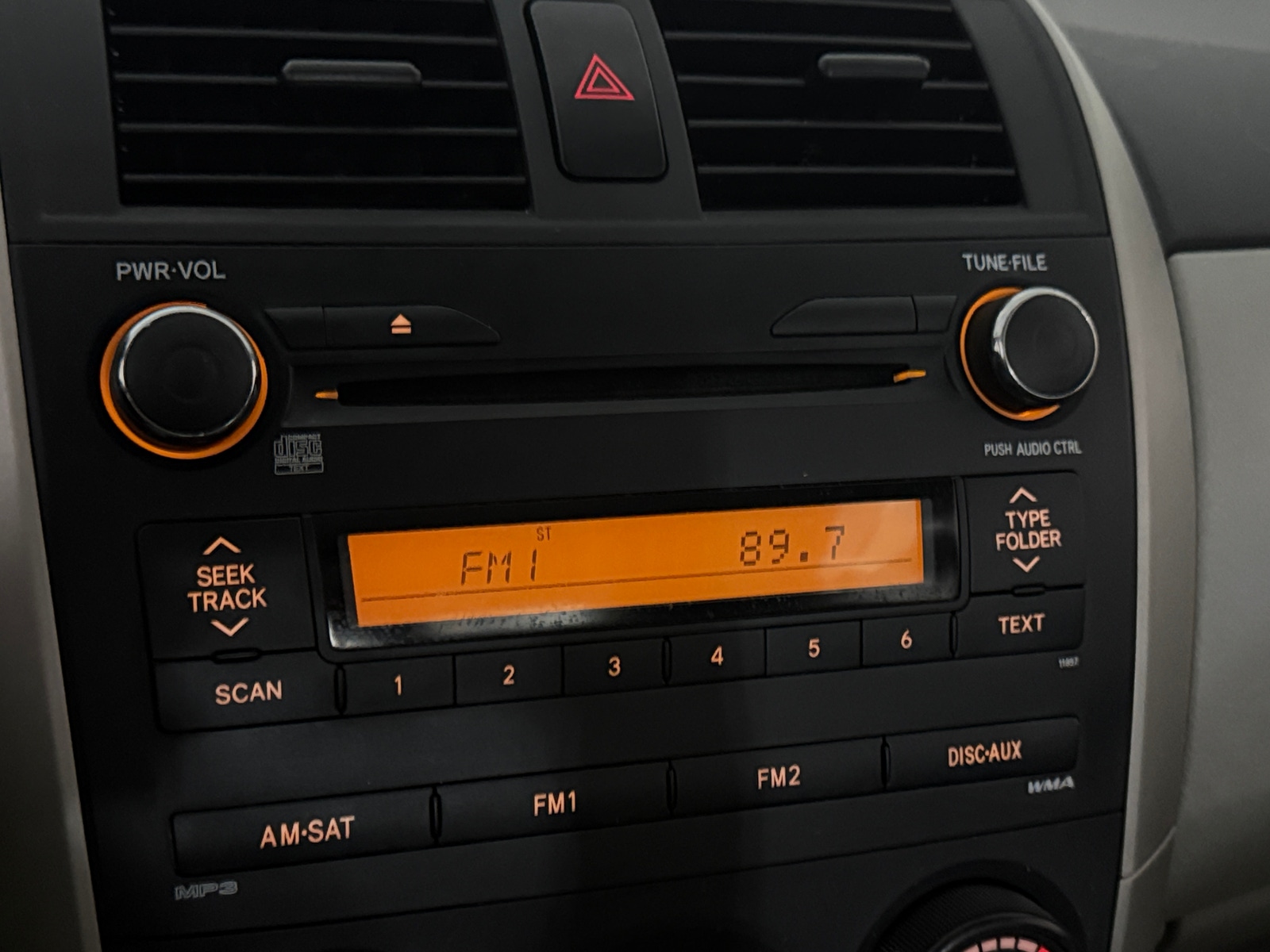 Thumbnail: 2013 Toyota Corolla - 4