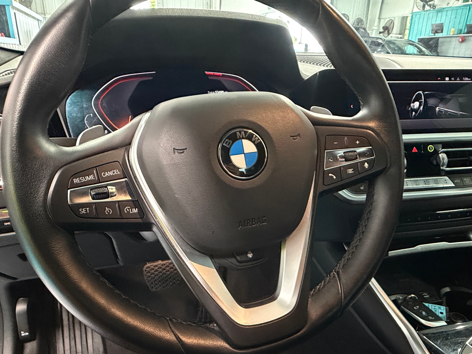 Thumbnail: 2021 BMW 3 Series - 4