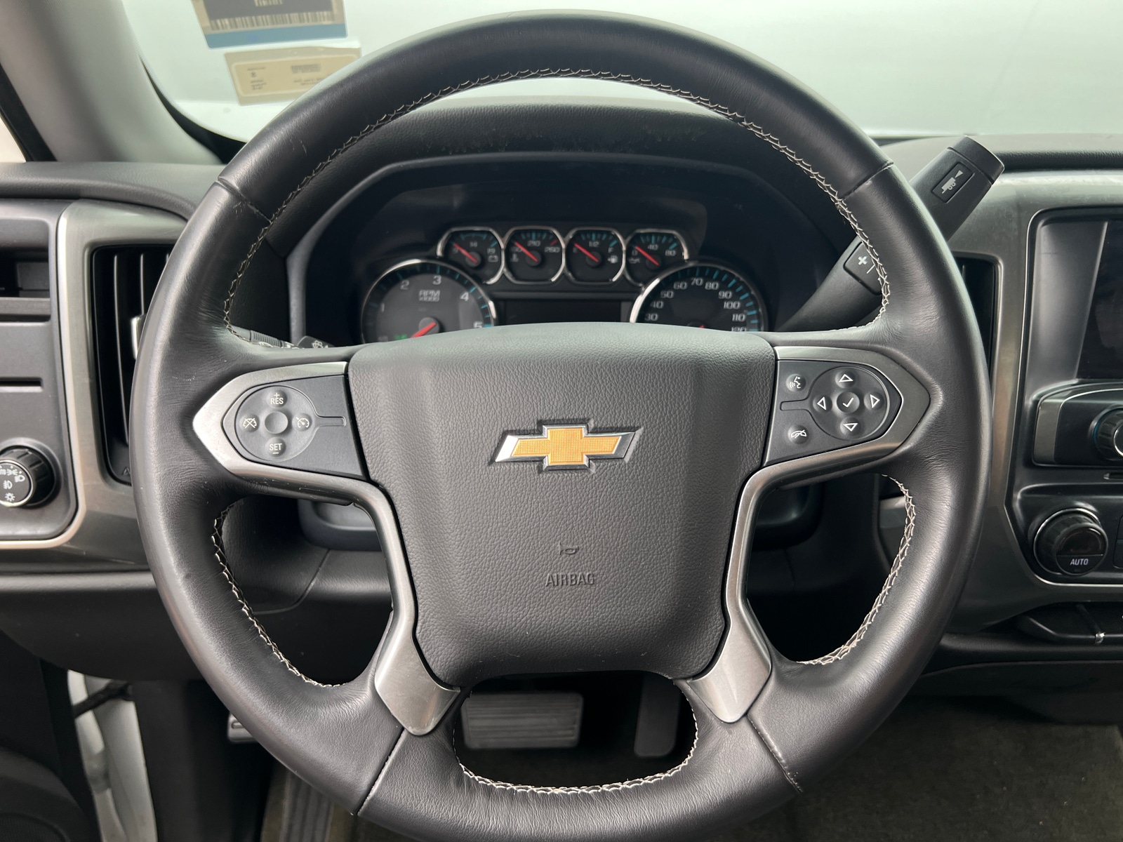 Thumbnail: 2018 Chevrolet Silverado 1500 - 5