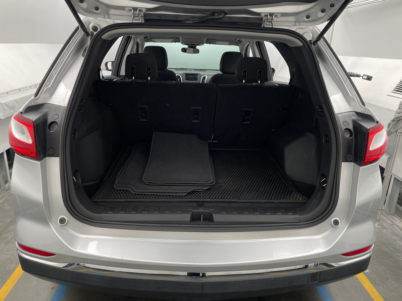 Thumbnail: 2020 Chevrolet Equinox - 7
