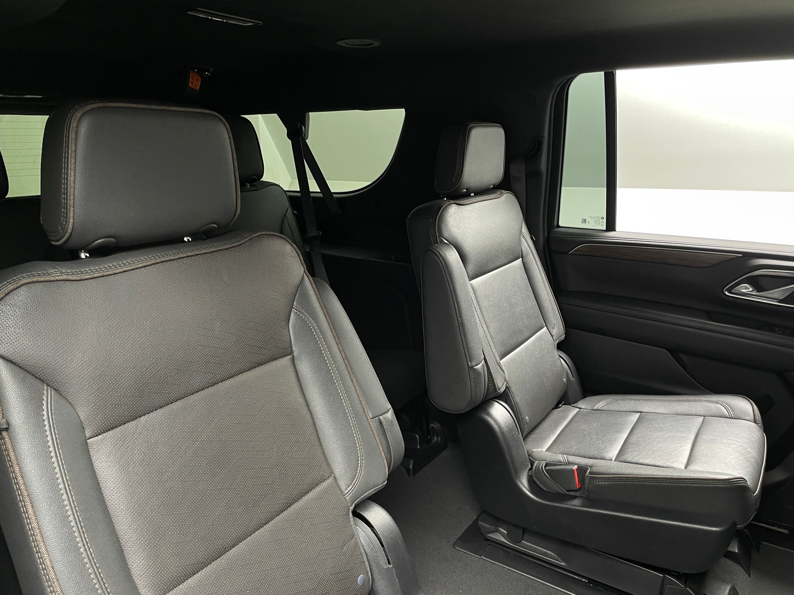 Thumbnail: 2022 Chevrolet Suburban - 5