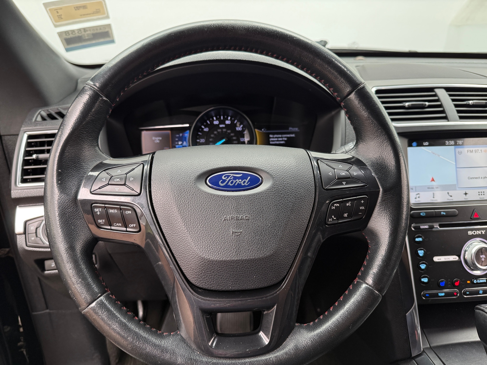 Thumbnail: 2017 Ford Explorer - 4