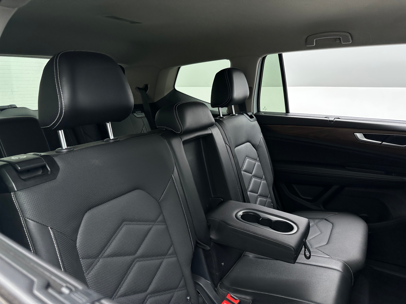 Thumbnail: 2025 Volkswagen Atlas - 5