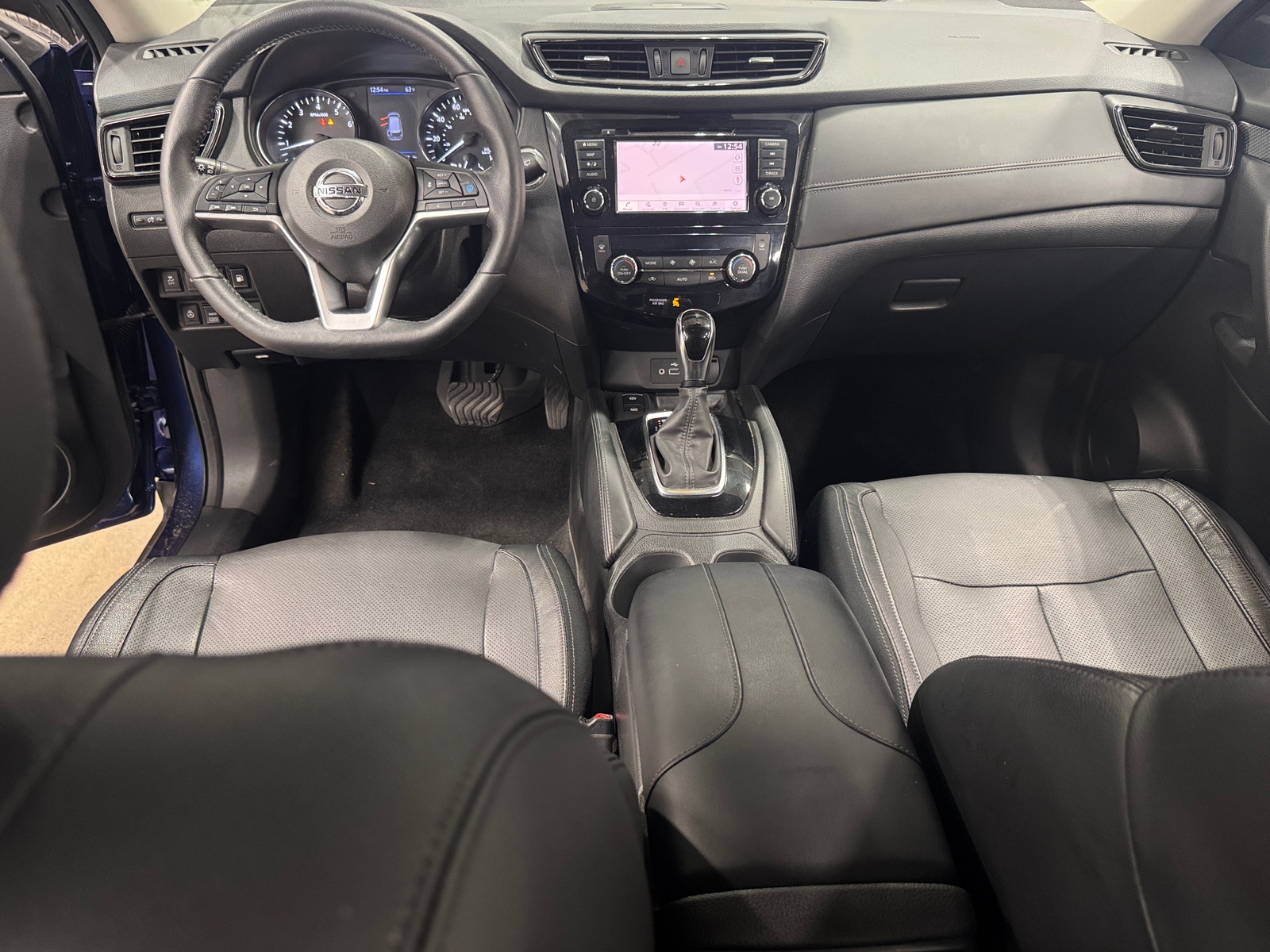 Thumbnail: 2019 Nissan Rogue - 2