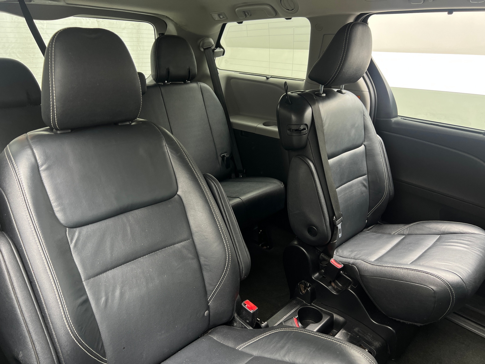 Thumbnail: 2019 Toyota Sienna - 5