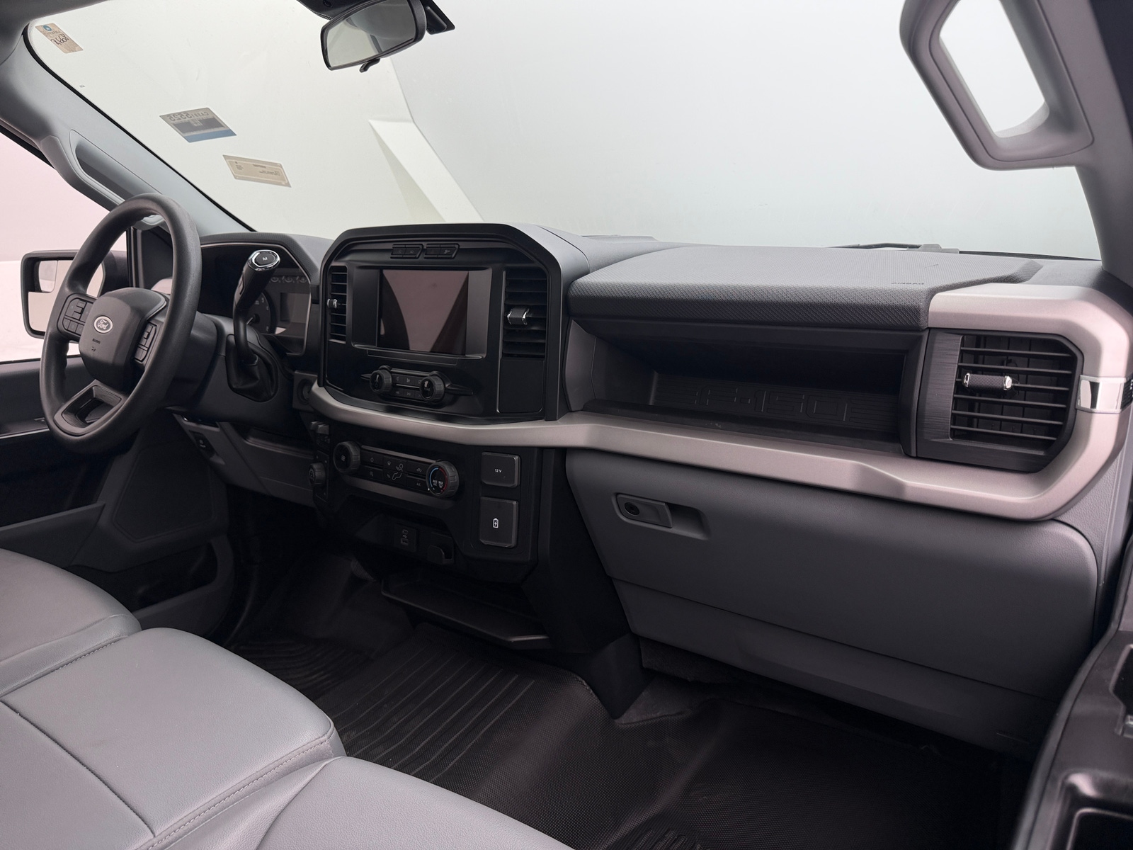 Thumbnail: 2023 Ford Econoline - 3