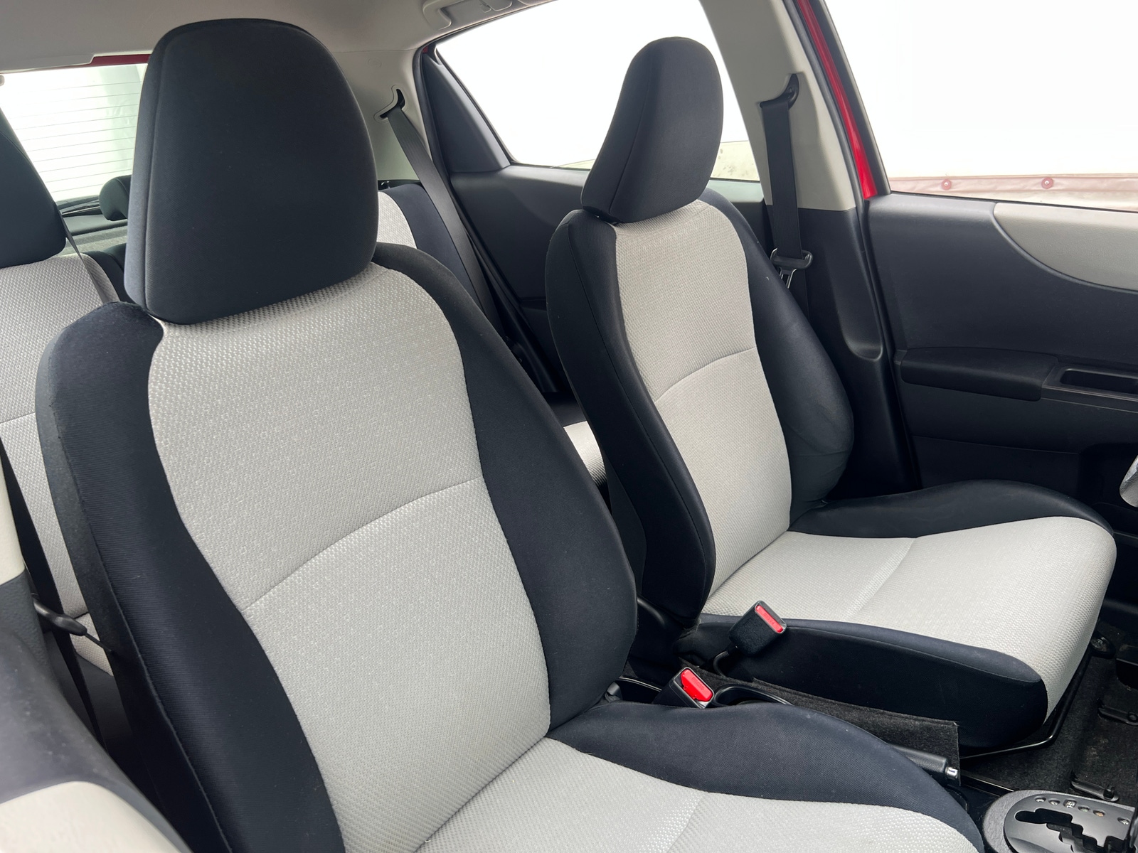Thumbnail: 2012 Toyota Yaris - 2