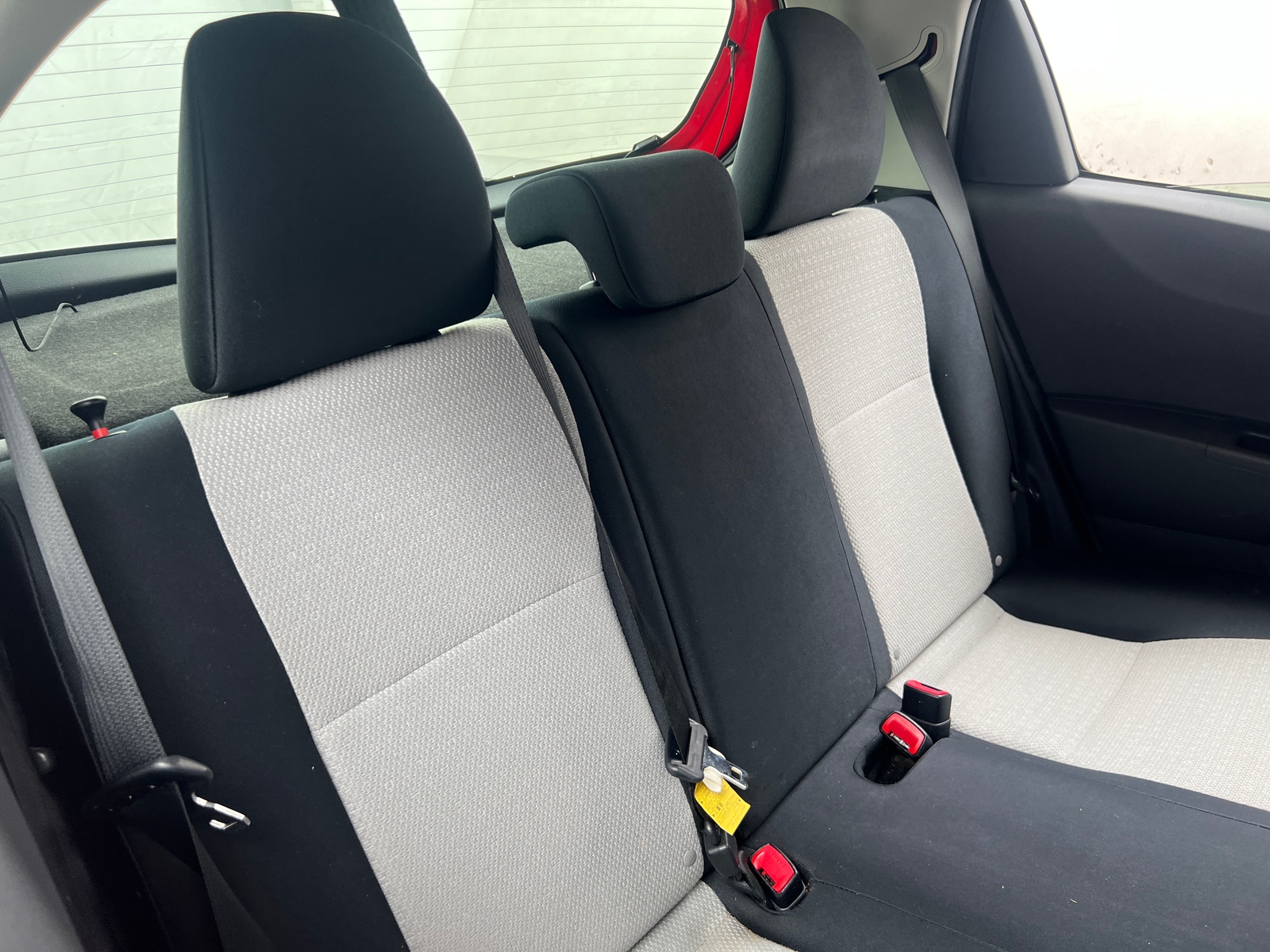 Thumbnail: 2012 Toyota Yaris - 6