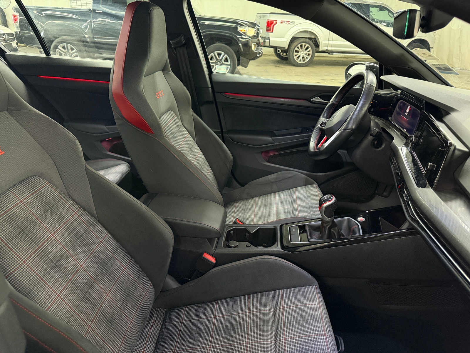Thumbnail: 2024 Volkswagen Golf - 2