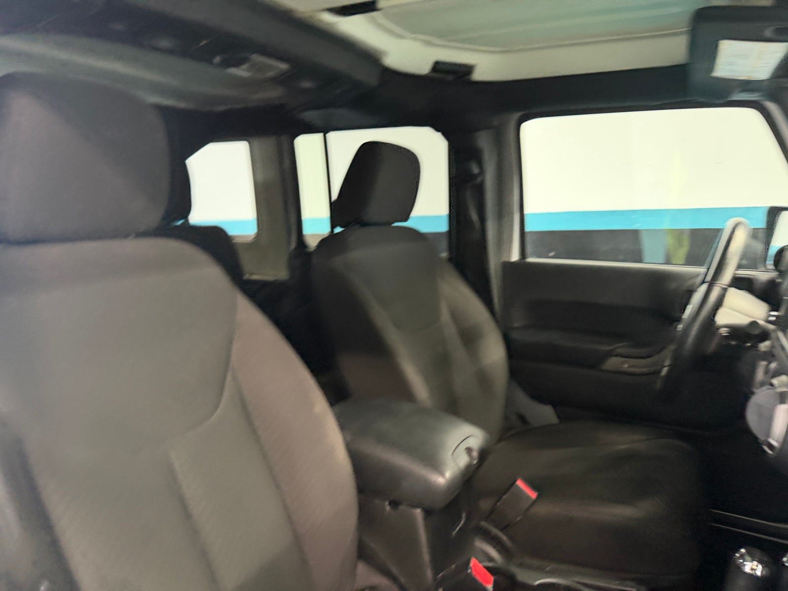 Thumbnail: 2016 Jeep Wrangler - 2